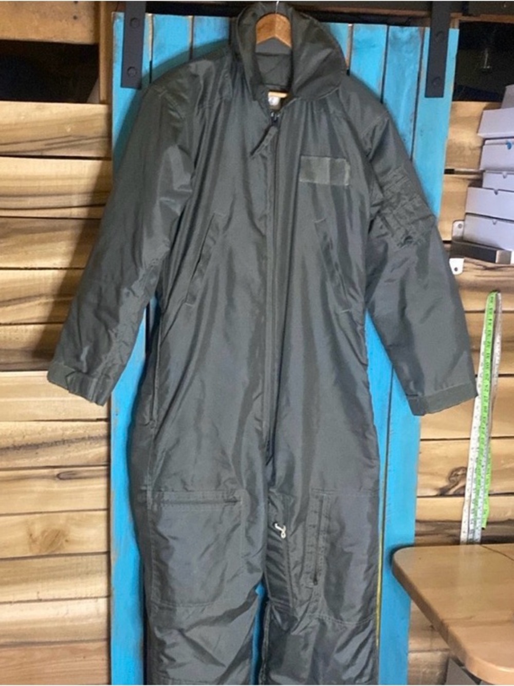 Vintage US military flyer’s cold weather coveralls CWU-64/P size 40 green zip up